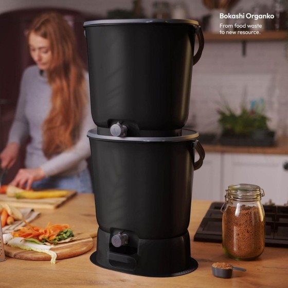Lot de 2 composteurs Bokashi Essential + base – 15,3 L – Gris foncé – Activateur