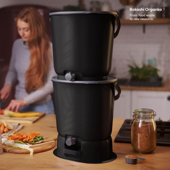 Lot de 2 composteurs Bokashi Essential + base – 15,3 L – Gris foncé – Activateur